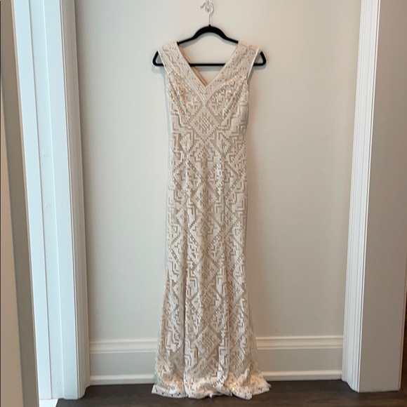 NWT Tadashi Shoji Milani Gown - Picture 2 of 9